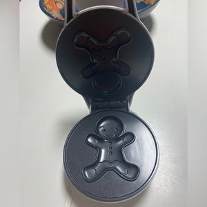 Ginger bread waffle maker.